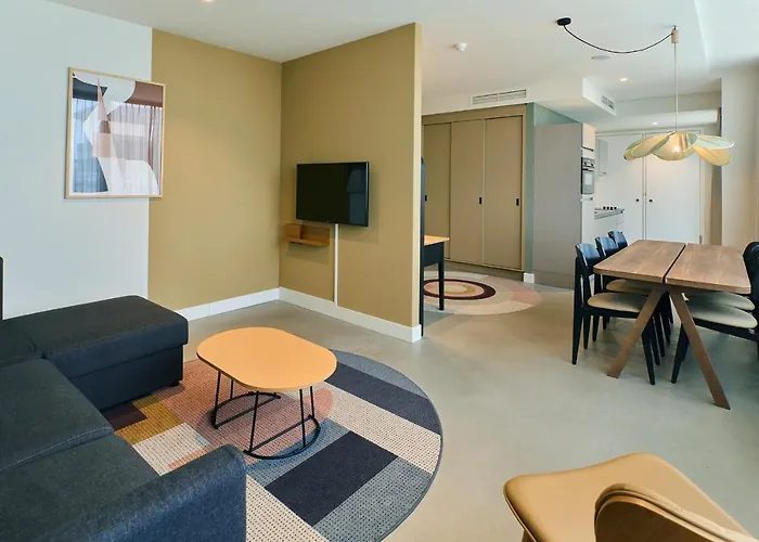 Cityden Bolo District 4*