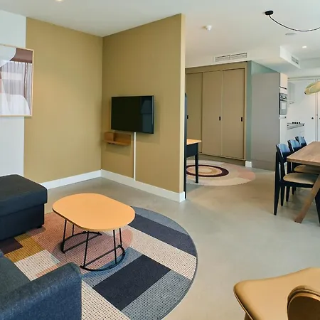 Cityden Bolo District 4*