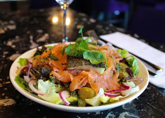 Cityden Bolo District מלון דירות